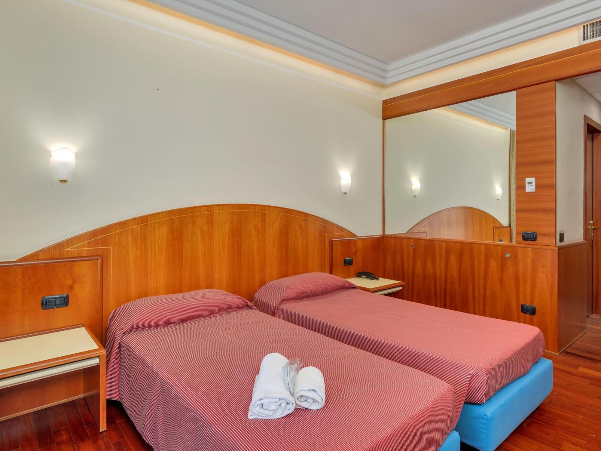 B&B Hotels Hotel Prestige Ornago Dış mekan fotoğraf