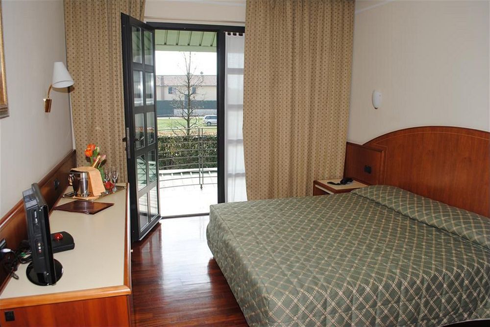 B&B Hotels Hotel Prestige Ornago Dış mekan fotoğraf